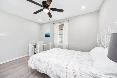 4356 Phlox Street Houston TX 77051