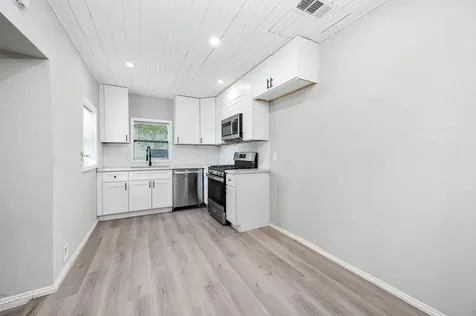 4356 Phlox Street Houston TX 77051