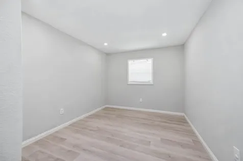 4356 Phlox Street Houston TX 77051