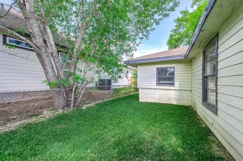 4356 Phlox Street Houston TX 77051