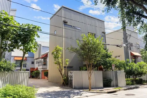 824 Ruthven Street Houston TX 77019