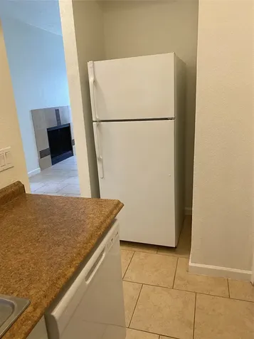 2021 Spenwick 510 Houston TX 77055