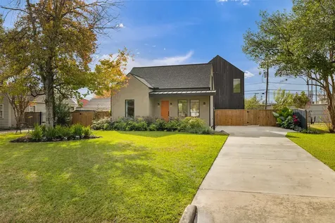 419 W 30th Street Houston TX 77018