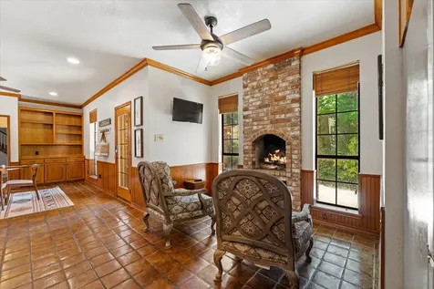 10 Wellington Lane Conroe TX 77304