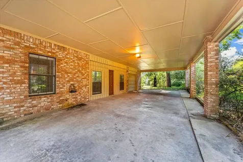 10 Wellington Lane Conroe TX 77304