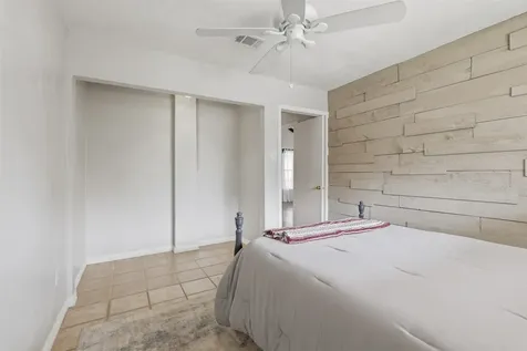 221 Oak Road Clear Lake Shores TX 77565