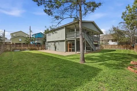 221 Oak Road Clear Lake Shores TX 77565