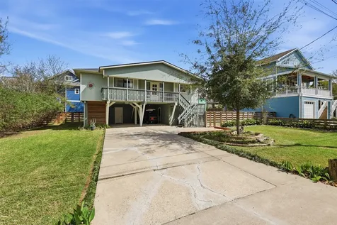 221 Oak Road Clear Lake Shores TX 77565