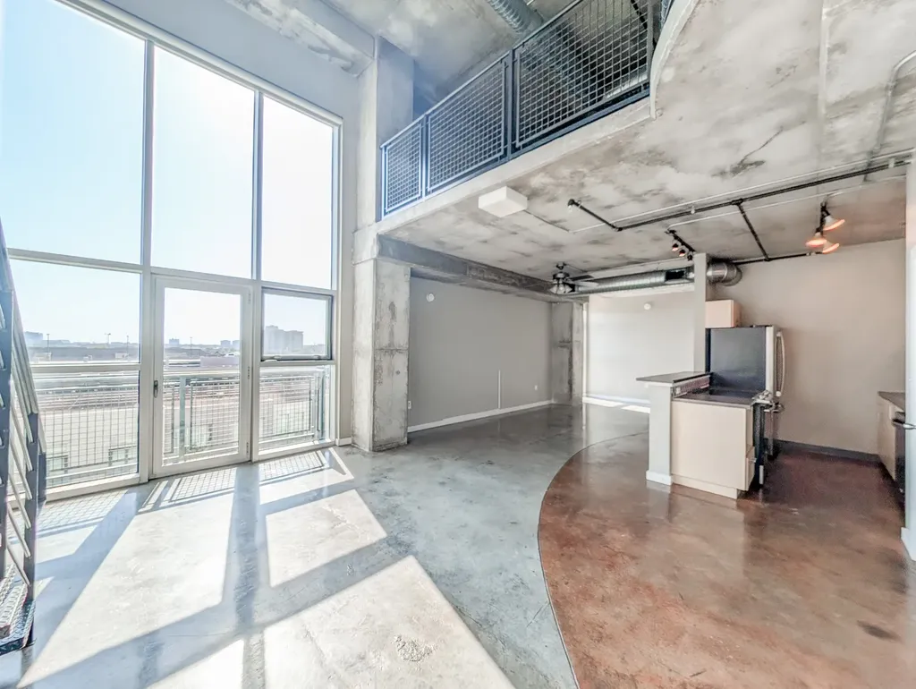 2000 Bagby Street 7417 Houston TX 77002