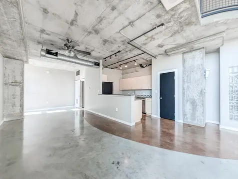 2000 Bagby Street 7417 Houston TX 77002