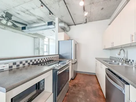 2000 Bagby Street 7417 Houston TX 77002