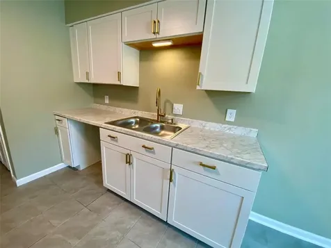 8922 Glacier Avenue Texas City TX 77591