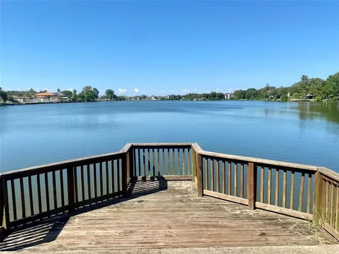 8922 Glacier Avenue Texas City TX 77591