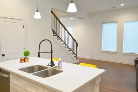 13413 Scott Street Houston TX 77047