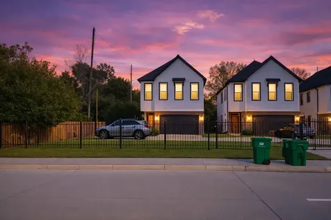 13413 Scott Street Houston TX 77047