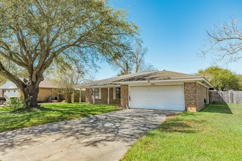 3413 Glen Haven Drive Bay City TX 77414