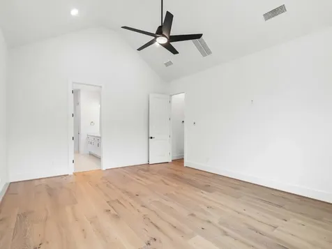 1919 Cathedral Bend Drive Missouri City TX 77459