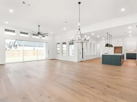 1919 Cathedral Bend Drive Missouri City TX 77459