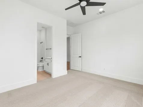 1919 Cathedral Bend Drive Missouri City TX 77459