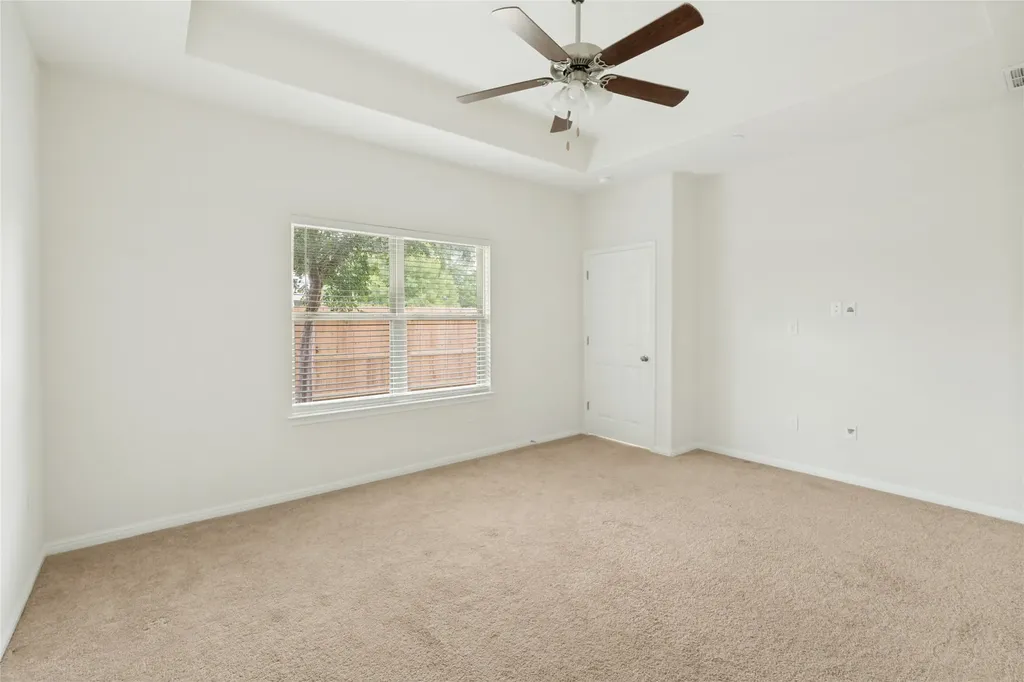 12807 Leatherback Lane Austin TX 78729