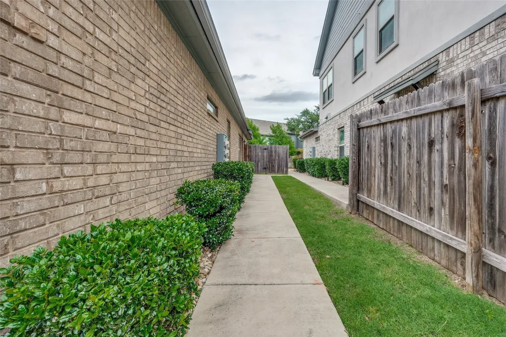 12807 Leatherback Lane Austin TX 78729