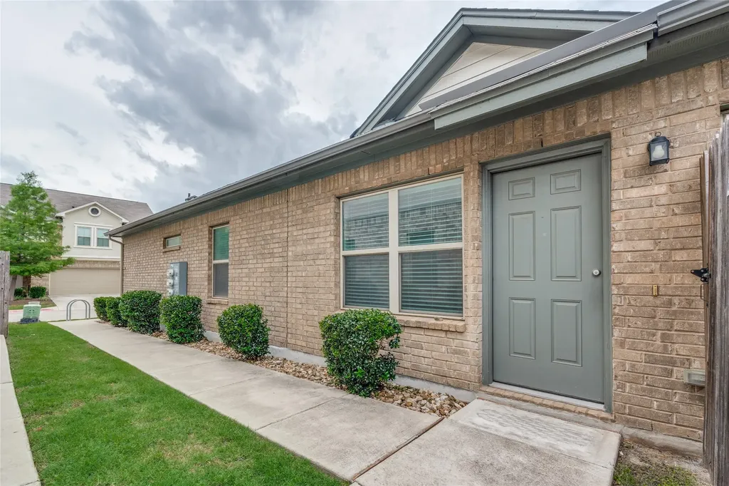 12807 Leatherback Lane Austin TX 78729