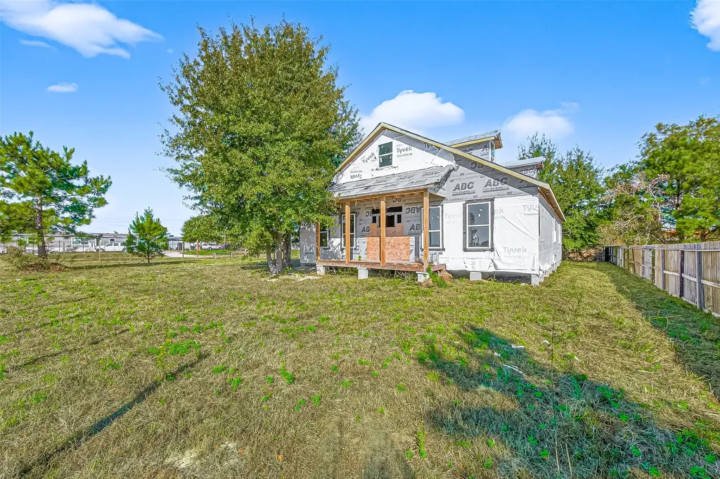 449 County Road 3566 Cleveland TX 77327