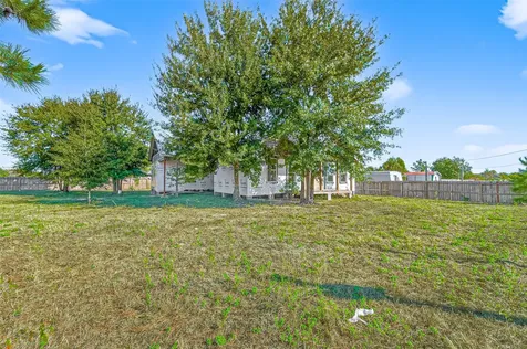 449 County Road 3566 Cleveland TX 77327