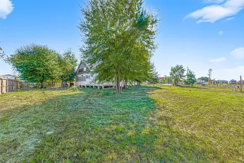 449 County Road 3566 Cleveland TX 77327