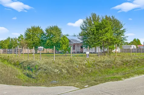 449 County Road 3566 Cleveland TX 77327