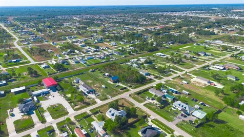 449 County Road 3566 Cleveland TX 77327