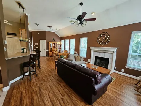 16403 N Eldridge Parkway C Tomball TX 77377