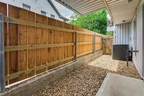 2605 Calumet Street 13 Houston TX 77004