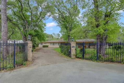 31 E Shady Lane Houston TX 77063