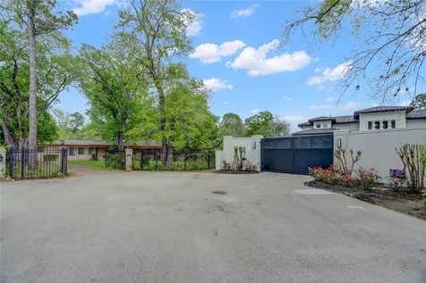 31 E Shady Lane Houston TX 77063