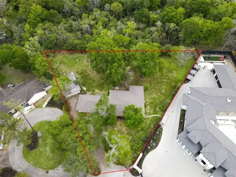 31 E Shady Lane Houston TX 77063