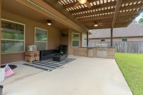 6 Pilot Rock Place Tomball TX 77375