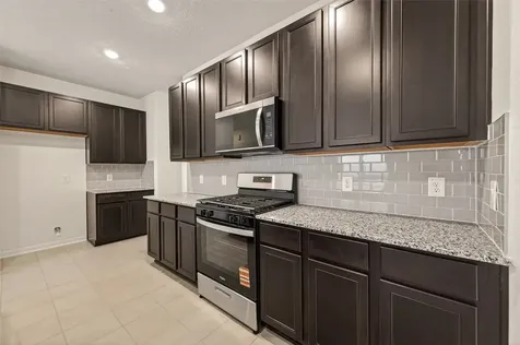 814 Mustang Ridge Terrace Magnolia TX 77354