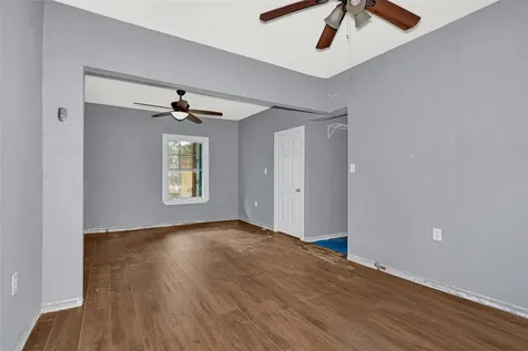 7305 Tremper Street Houston TX 77020
