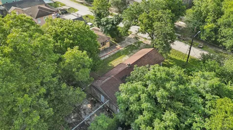 7305 Tremper Street Houston TX 77020