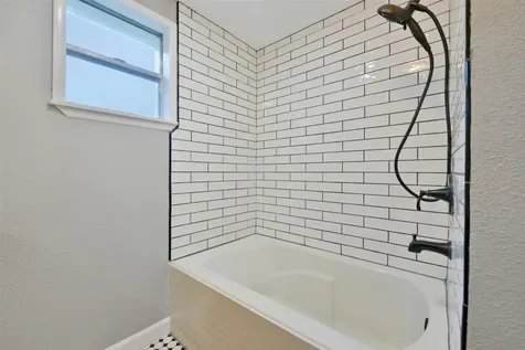 3427 Avenue L Galveston TX 77550