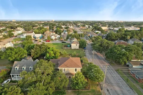 3427 Avenue L Galveston TX 77550