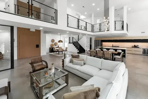 1 E Wedgewood Glen The Woodlands TX 77381