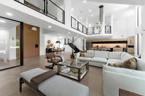1 E Wedgewood Glen The Woodlands TX 77381