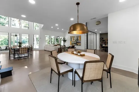 1 E Wedgewood Glen The Woodlands TX 77381
