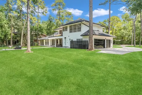 1 E Wedgewood Glen The Woodlands TX 77381