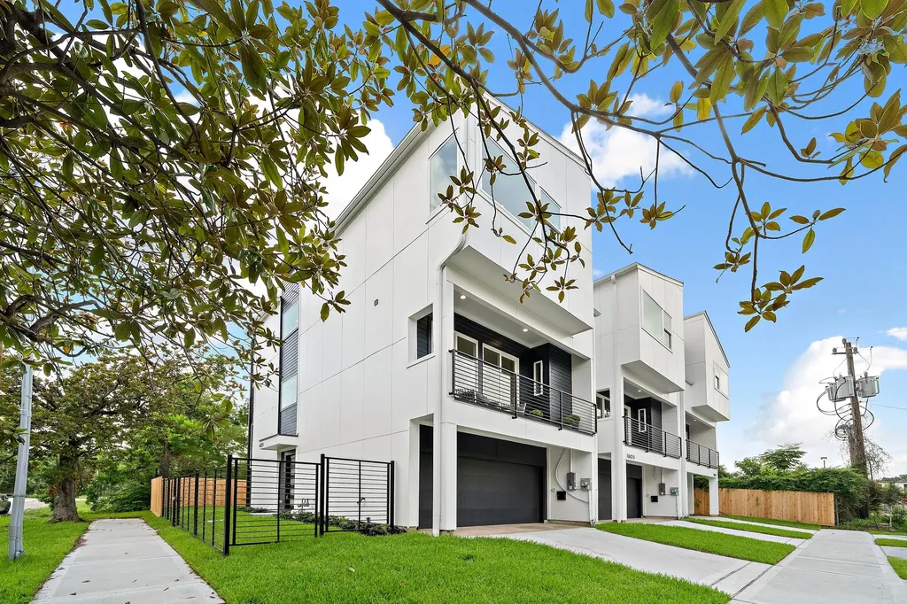 4211 Crawford Street Houston TX 77004