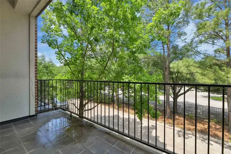 4631 Regent Manor Drive Kingwood TX 77345