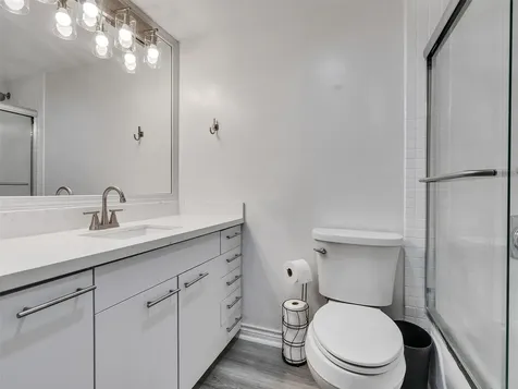 3525 Sage Road 812 Houston TX 77056