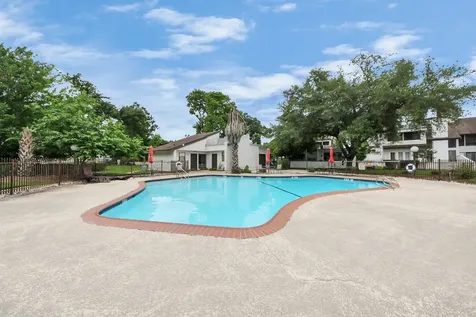 7655 S Braeswood Boulevard 10 Houston TX 77071